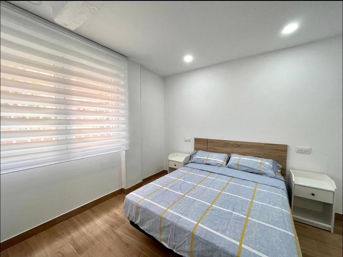 Maximilian Dreams Madri Exterior foto